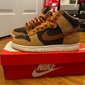 Nike Dunk High PRM “Dark Curry/Dark Russet”